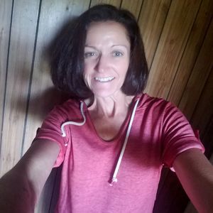 Meet your Posher, Carrie